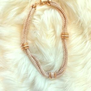 Eye catching classy rope necklace